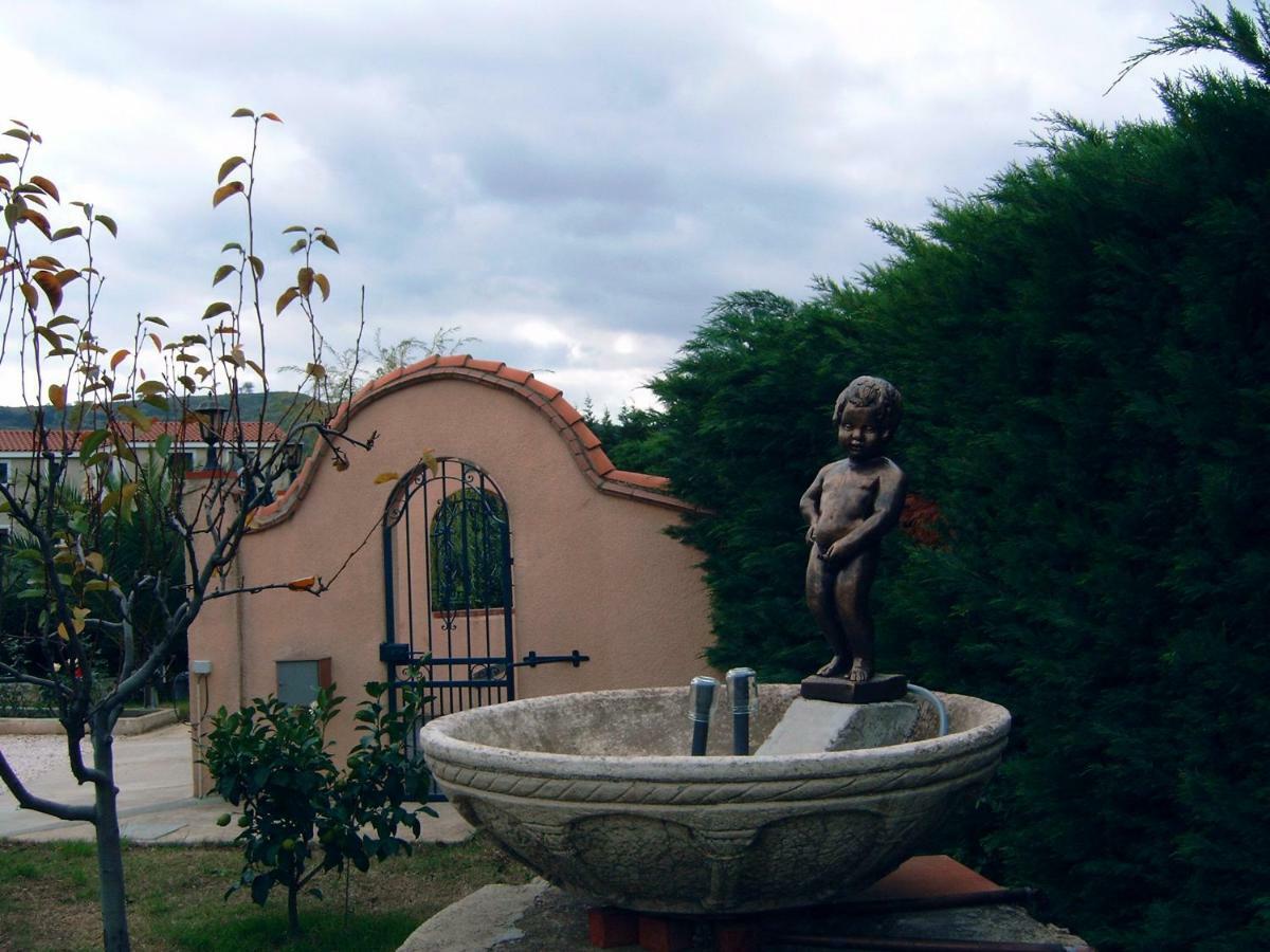 לינה וארוחת בוקר Castelnou La Planquette מראה חיצוני תמונה